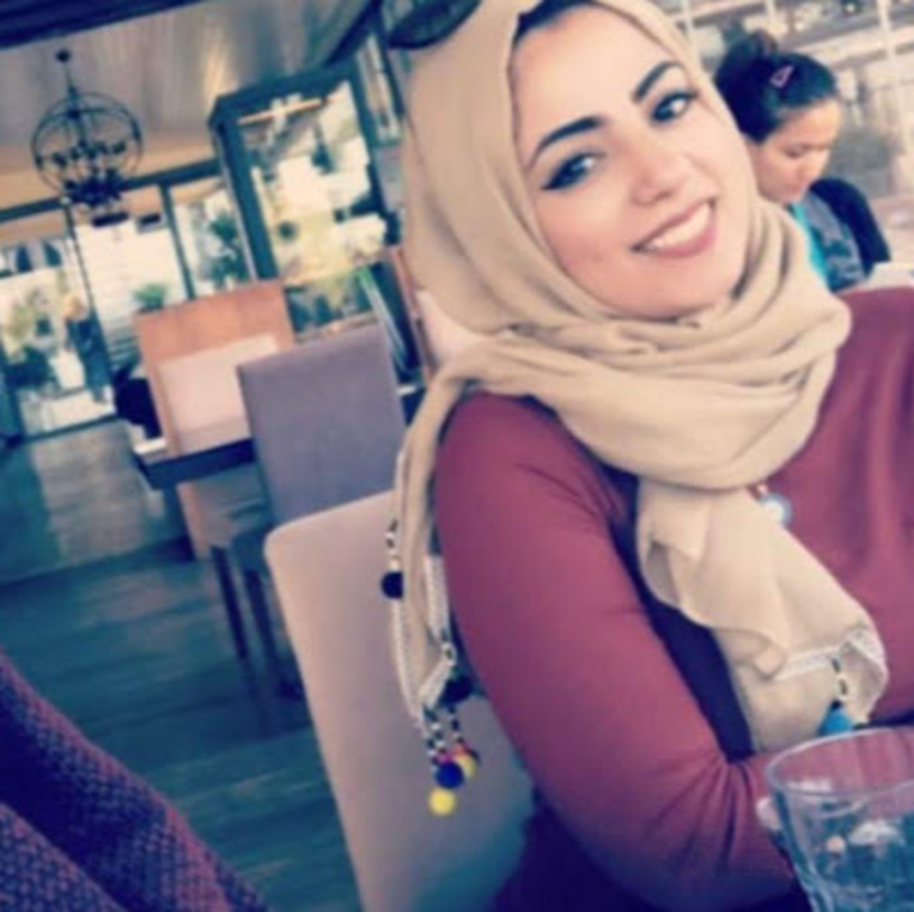 Meet your Posher, Haneen